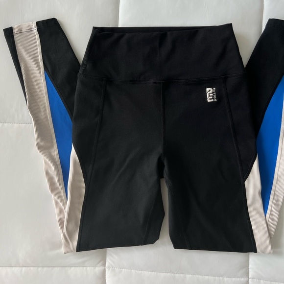 P.E. Nation Day One Legging in Black - Picture 2 of 11